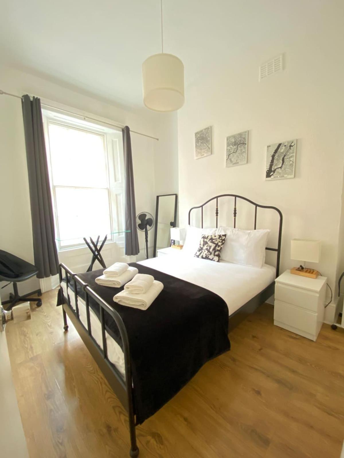 Stay In The Heart Of Soho London Exterior foto